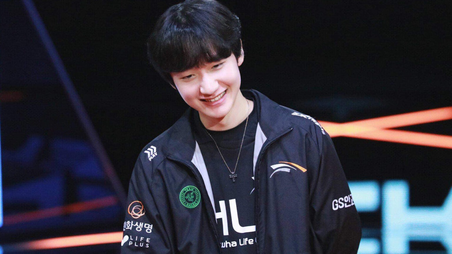 包含GEN爆冷MAD，Peanut打破历史纪录的词条