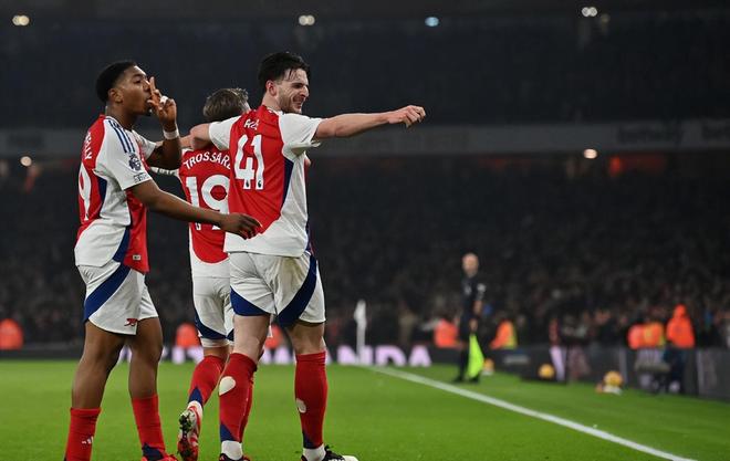 阿森纳逆转哥伦比亚,加维扛起全队 阿森纳逆转哥伦比亚,加维扛起全队