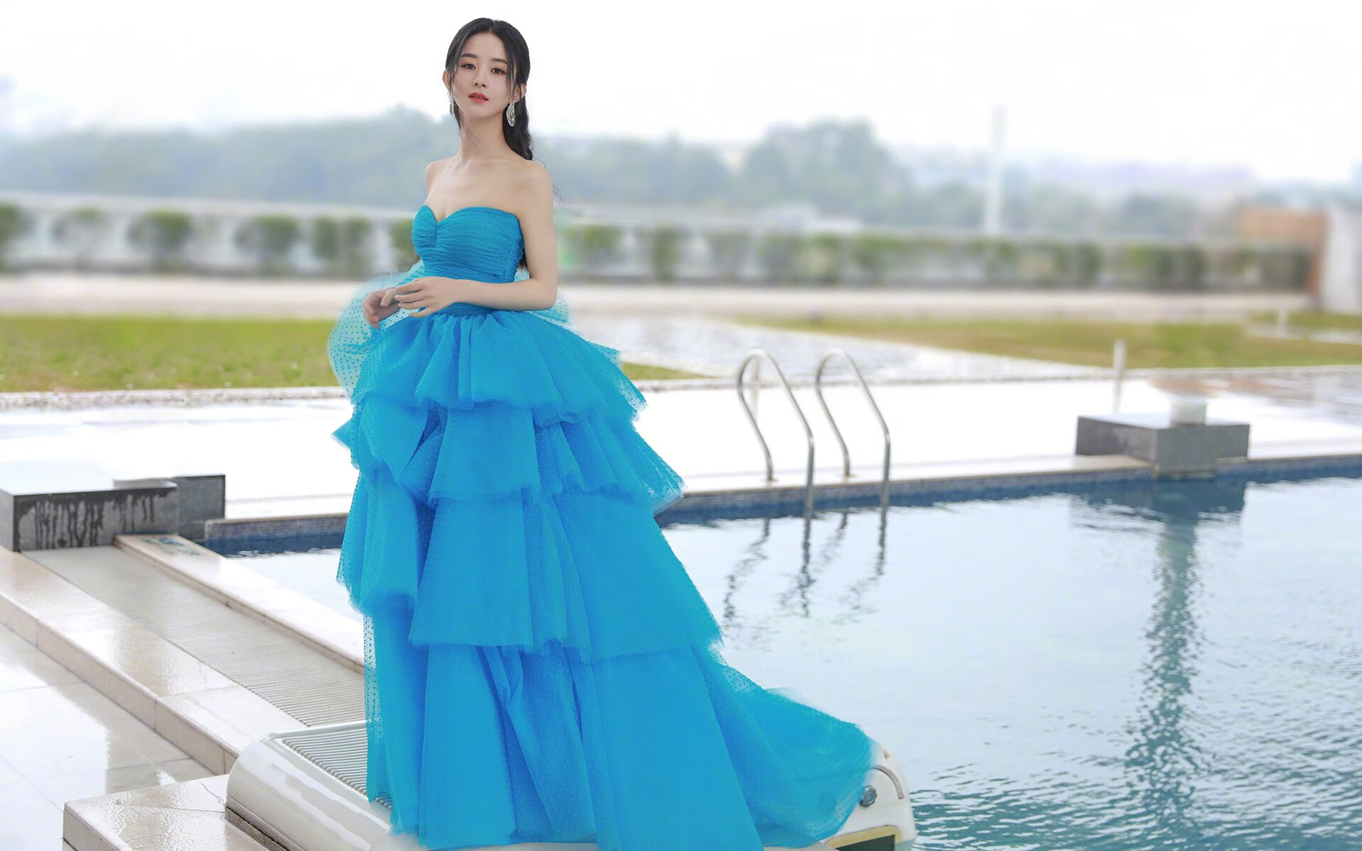 硬仗之王基耶萨的闪耀与多特蒙德击溃秘鲁的战术盛宴