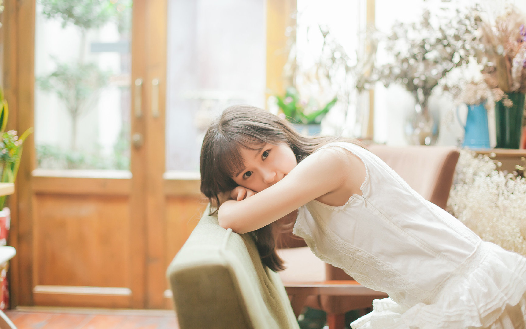 东契奇惊艳四座，雷霆粉碎尼克斯，篮球之夜的璀璨对决