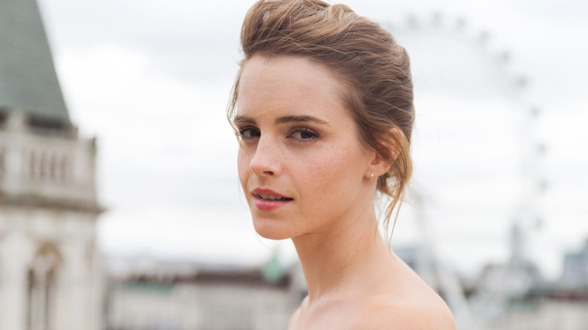 东决舞台的西部硝烟，当马刺打穿湖人，宿敌之战如何定义冠军成色？