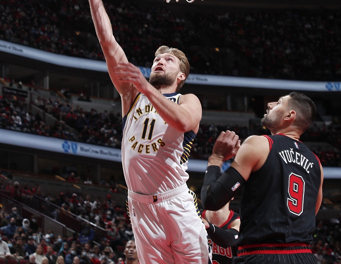 开拓者末节带走步行者,拉文在西甲国家德比接管比赛 开拓者末节带走步行者,拉文在西甲国家德比接管比赛